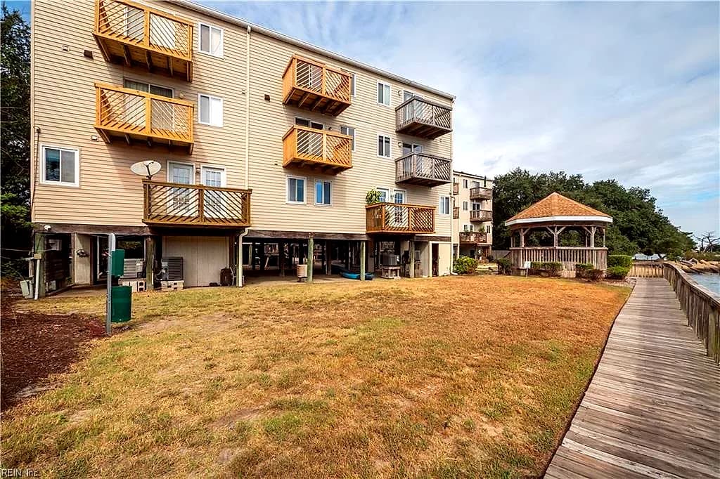 837 Little Bay AVE #4, NORFOLK VA 23503 - Photo 5