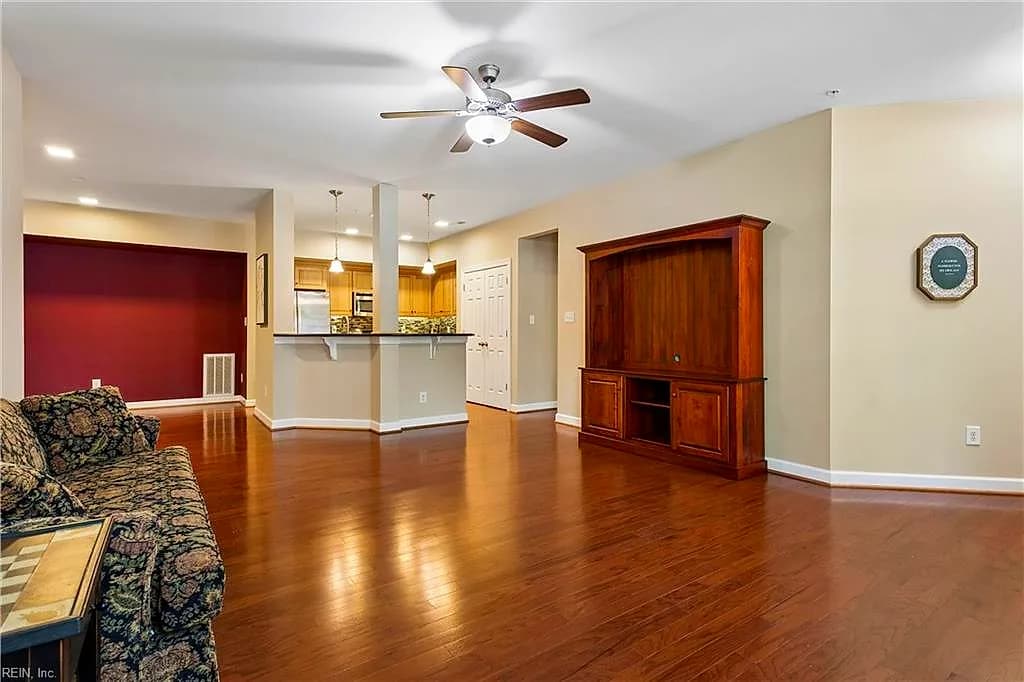 109 Ellery ST, YORKTOWN VA 23692 - Photo 5