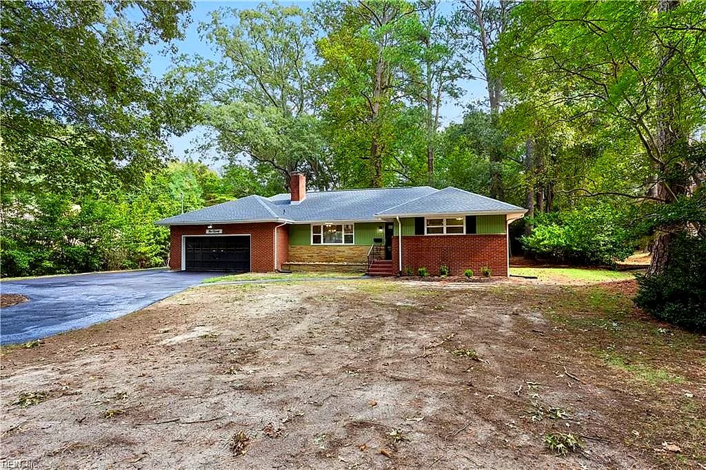 120 Selden RD, NEWPORT NEWS VA 23606 - Photo 3