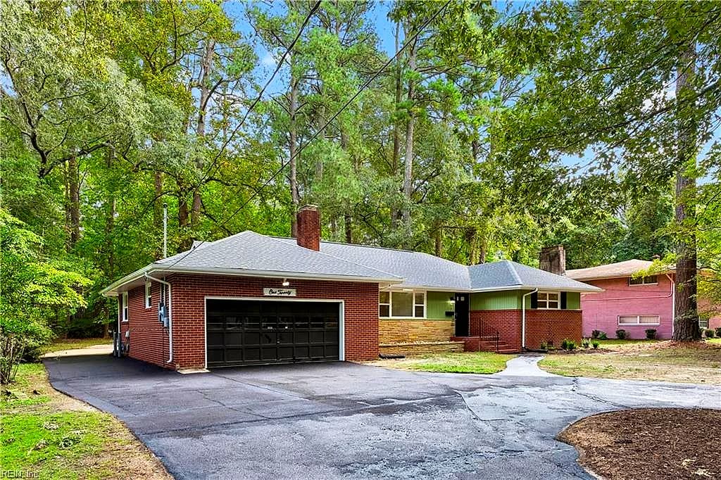 120 Selden RD, NEWPORT NEWS VA 23606 - Photo 4