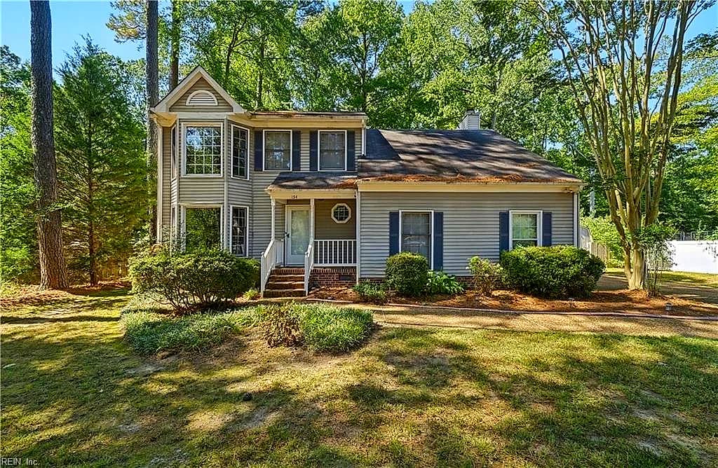 154 Smith ST, POQUOSON VA 23662 - Photo 2