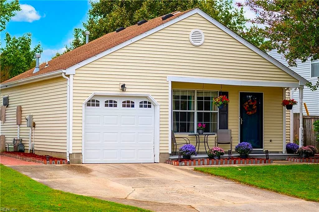 1757 Kitimal DR, VIRGINIA BEACH VA 23454 - Photo 4