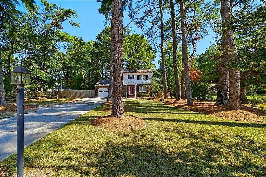 242 Hunts Neck RD, POQUOSON VA 23662 - Photo 5