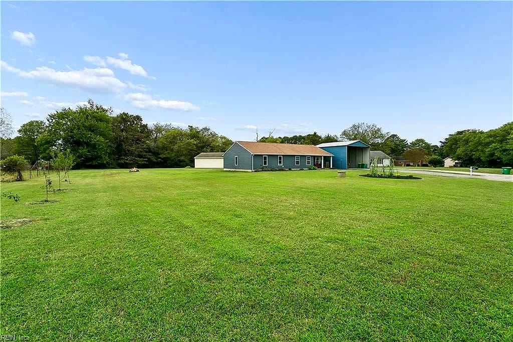 6824 Michael LN, HAYES VA 23072 - Photo 3