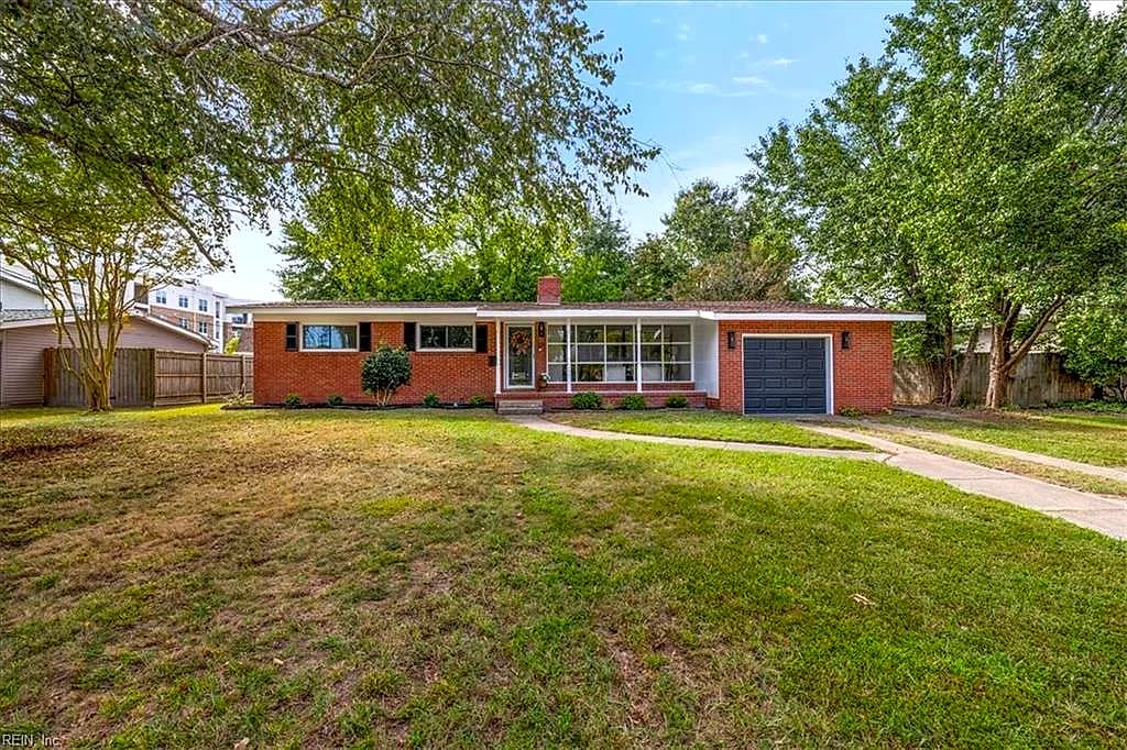 321 Caren DR, VIRGINIA BEACH VA 23452 - Photo 3