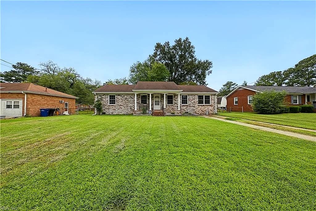 4821 Orleans DR, PORTSMOUTH VA 23703 - Photo 4