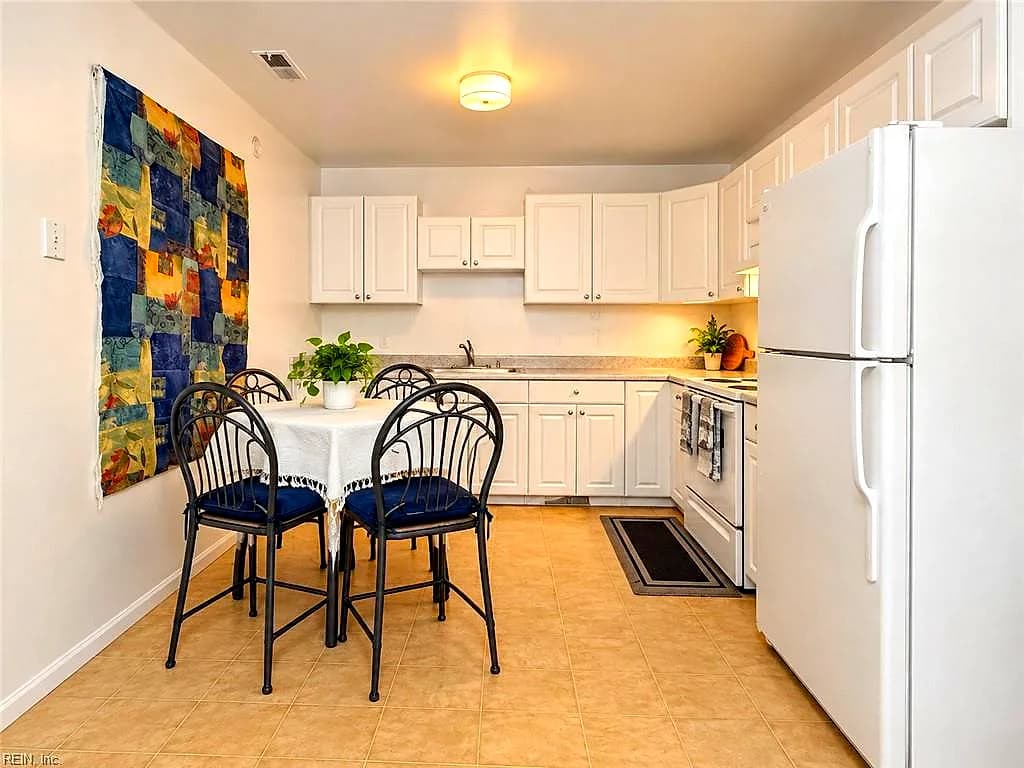 3816 Augustine CIR, PORTSMOUTH VA 23703 - Photo 5