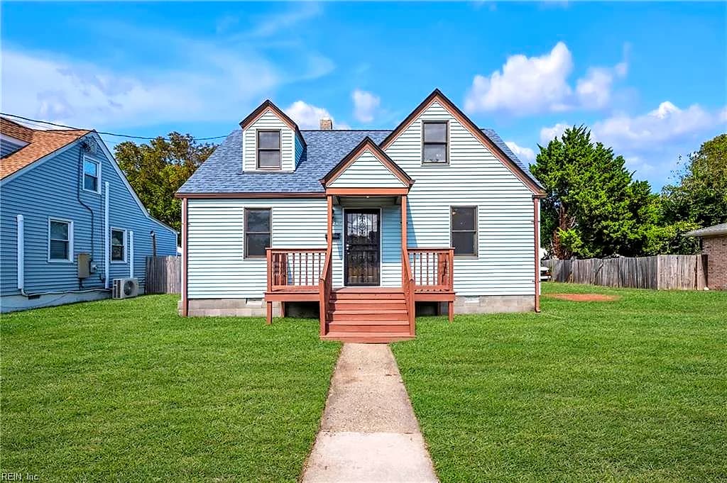 9235 Phillip AVE, NORFOLK VA 23503 - Photo 3