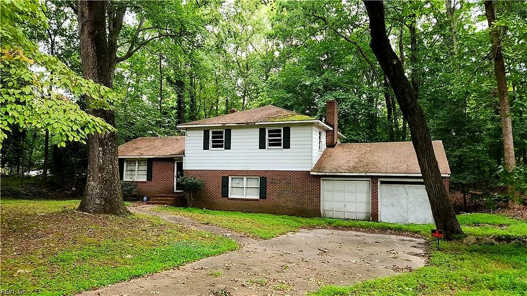 70 Normandy LN, NEWPORT NEWS VA 23606