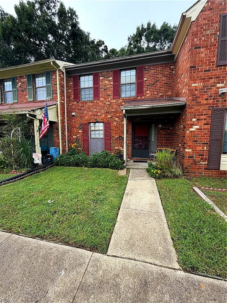 368 Deputy LN #E, NEWPORT NEWS VA 23608 - Main photo