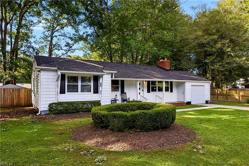6 Anderson CIR, NEWPORT NEWS VA 23606 - Photo 4