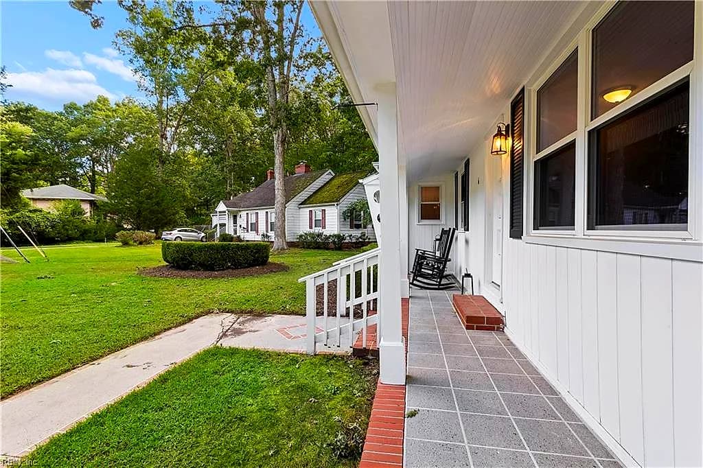 6 Anderson CIR, NEWPORT NEWS VA 23606 - Photo 5