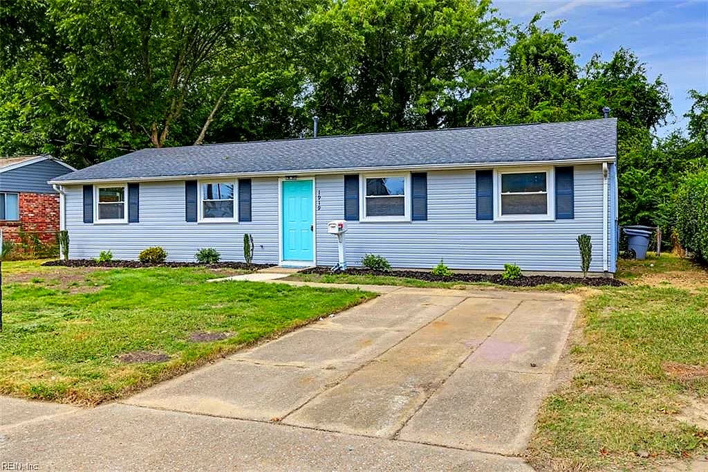 1919 Demetro DR, HAMPTON VA 23663 - Photo 4