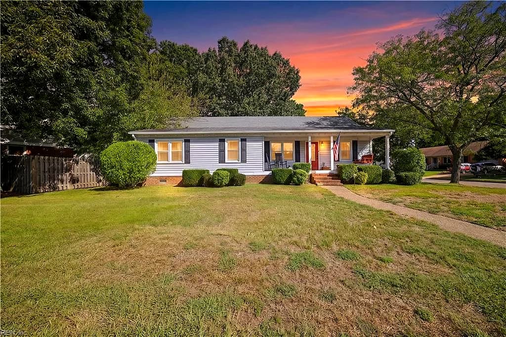 808 Tiverton PL, CHESAPEAKE VA 23320 - Main photo
