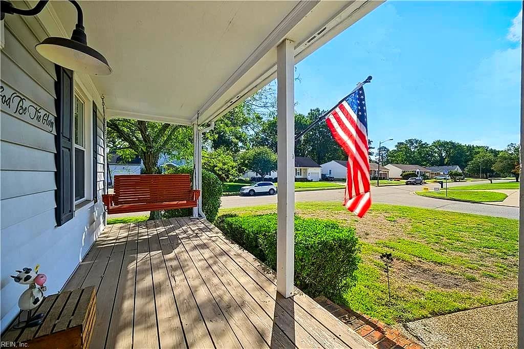 808 Tiverton PL, CHESAPEAKE VA 23320 - Photo 4