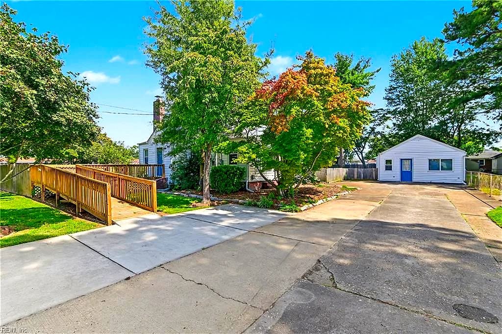 1104 Hazel AVE, CHESAPEAKE VA 23325 - Photo 4