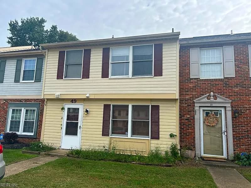 49 Lucinda CT, HAMPTON VA 23666 - Photo 2
