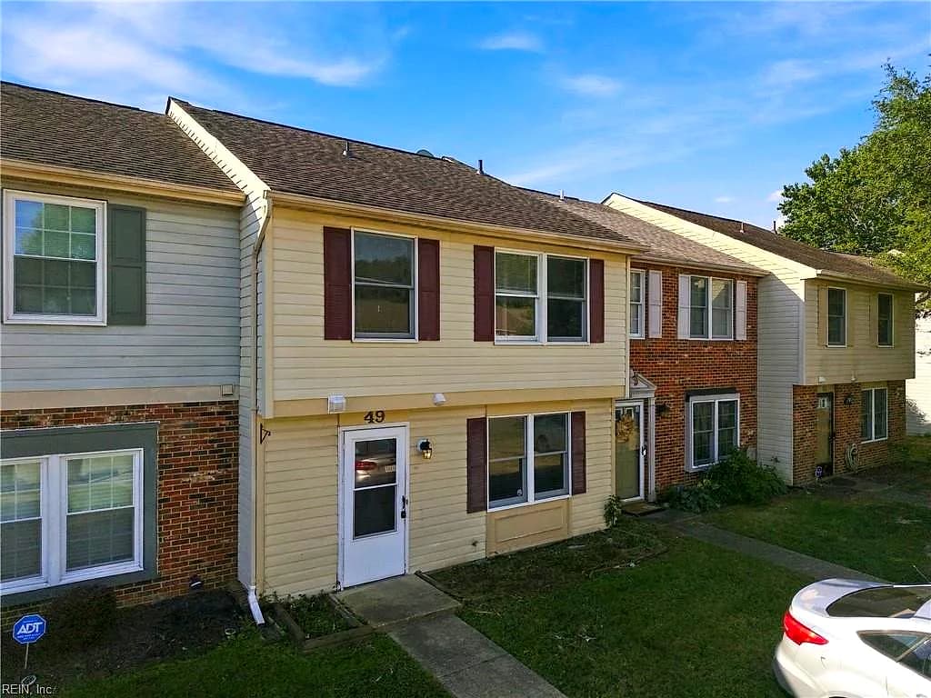 49 Lucinda CT, HAMPTON VA 23666 - Photo 4