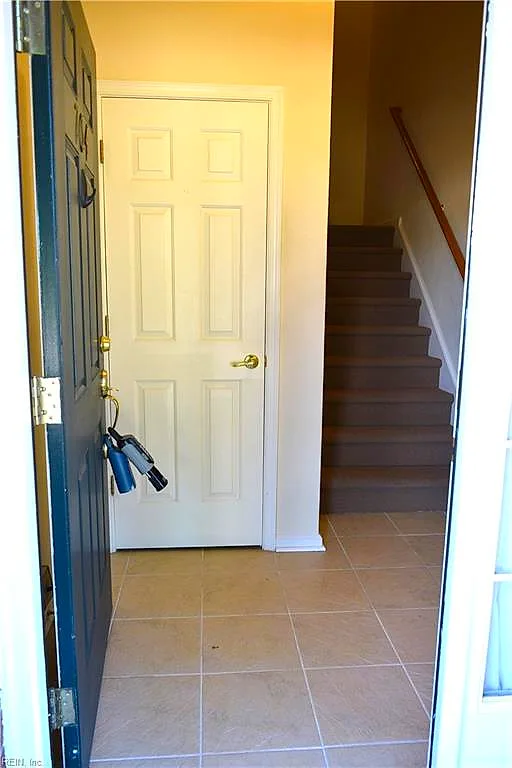704 Rustads CIR, WILLIAMSBURG VA 23188 - Photo 3
