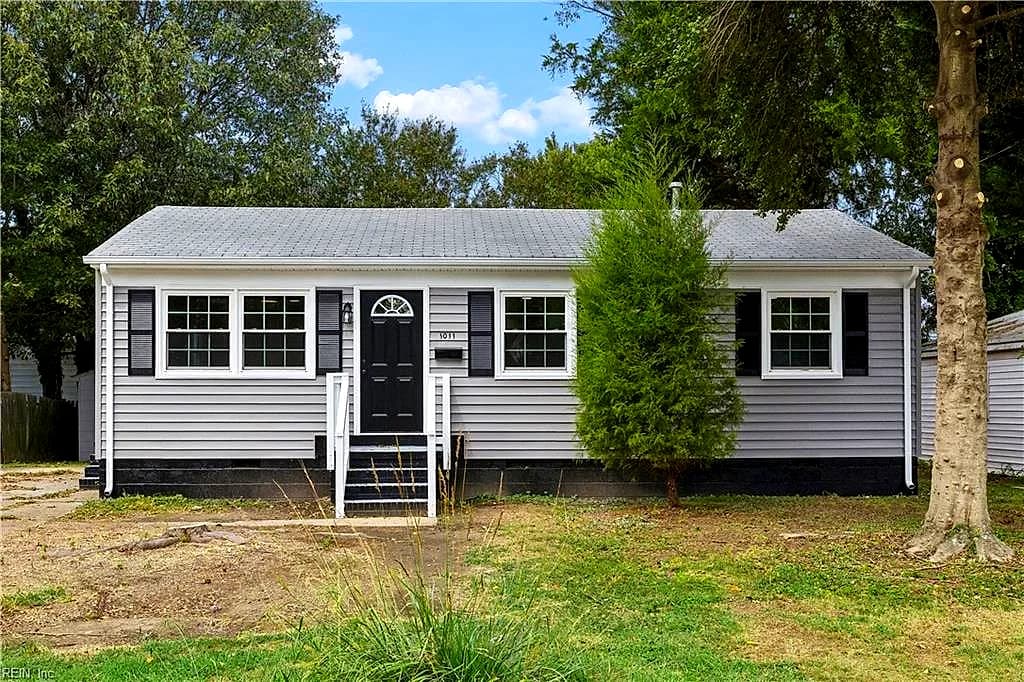 1011 76th ST, NEWPORT NEWS VA 23605 - Main photo