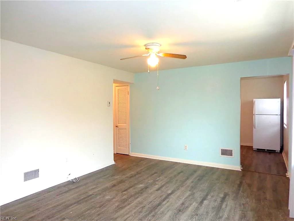 2016 E Ocean View AVE #3, NORFOLK VA 23503 - Photo 4
