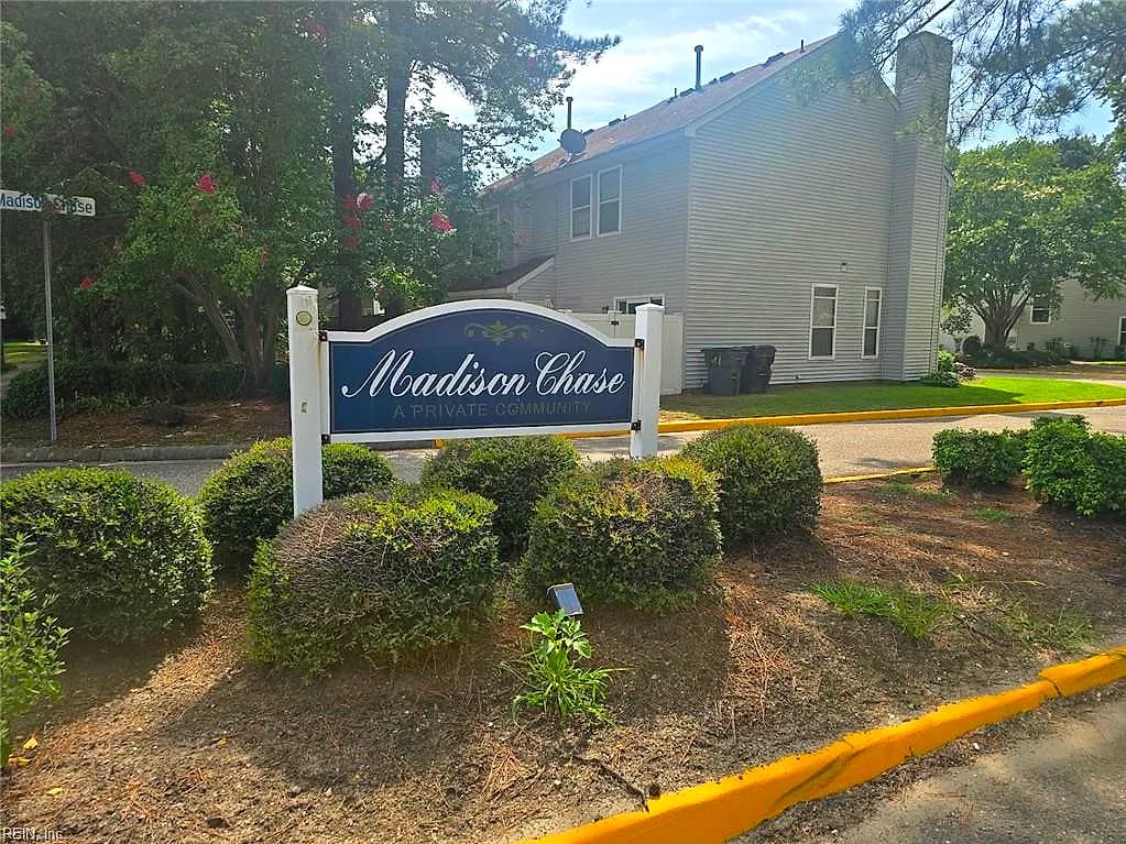6 Madison CHSE, HAMPTON VA 23666 - Photo 3