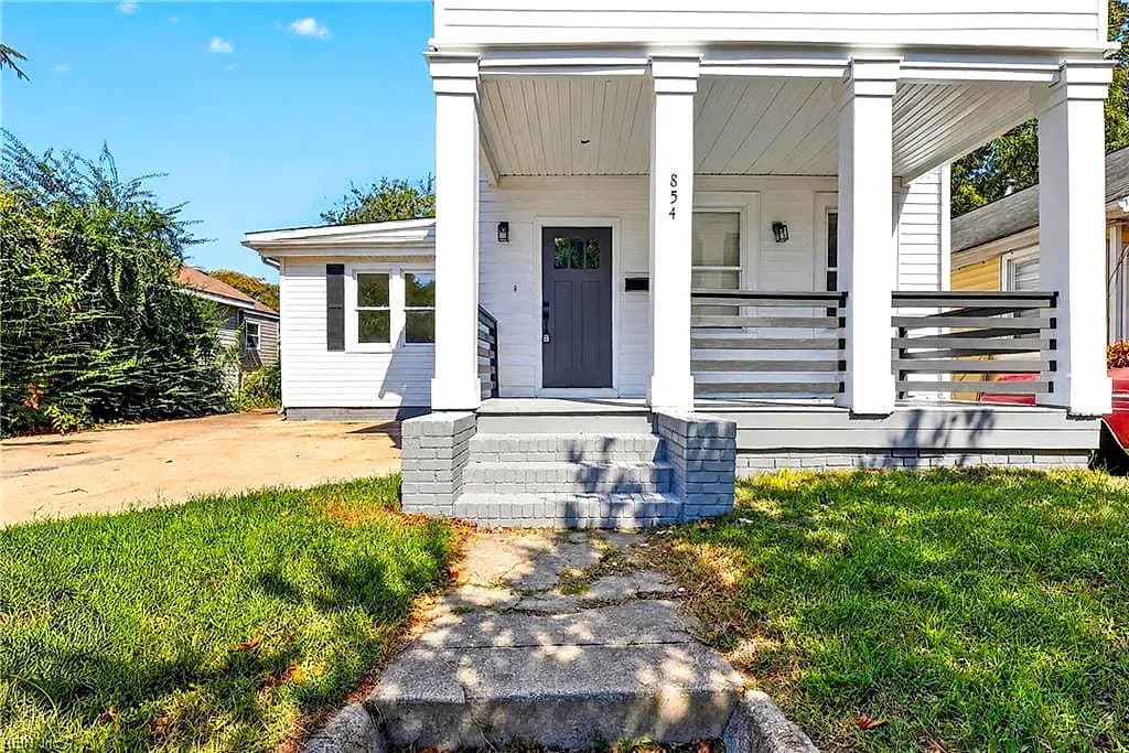 854 W 42nd ST, NORFOLK VA 23508 - Photo 3