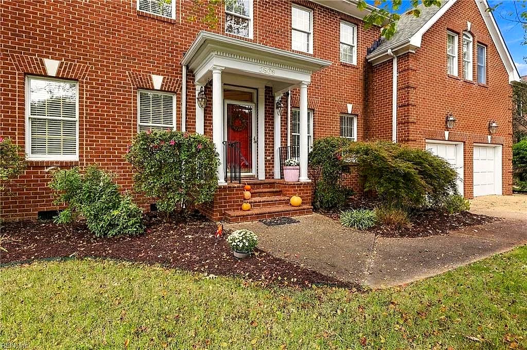2569 Lotus Creek DR, VIRGINIA BEACH VA 23456 - Photo 3