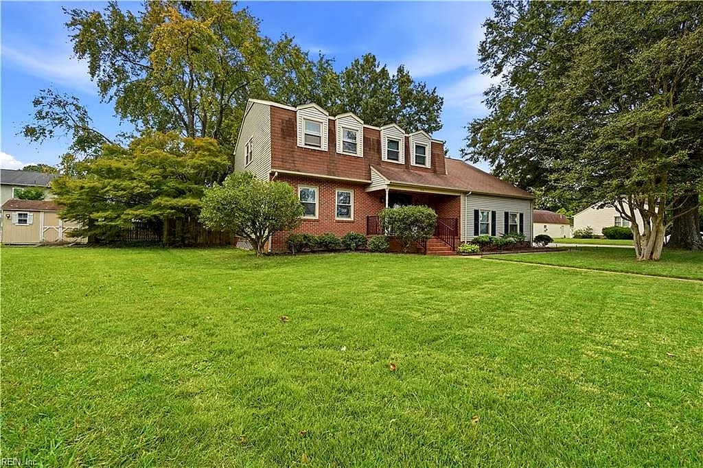 324 Lakeland Drive DR, HAMPTON VA 23669 - Photo 3