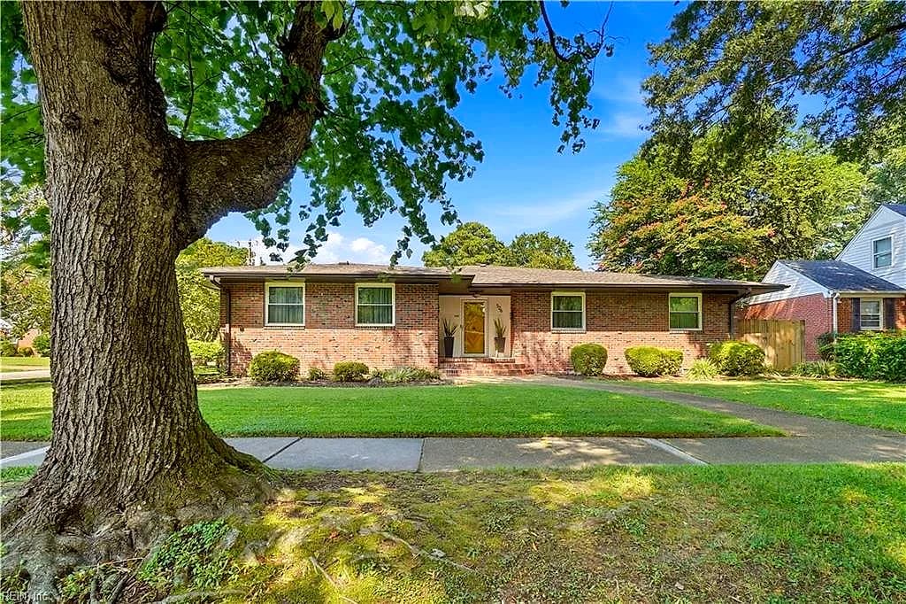 526 Butterworth ST, NORFOLK VA 23505 - Photo 4