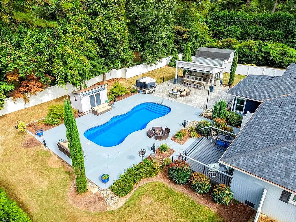 4400 Chandler LN, VIRGINIA BEACH VA 23455 - Photo 3