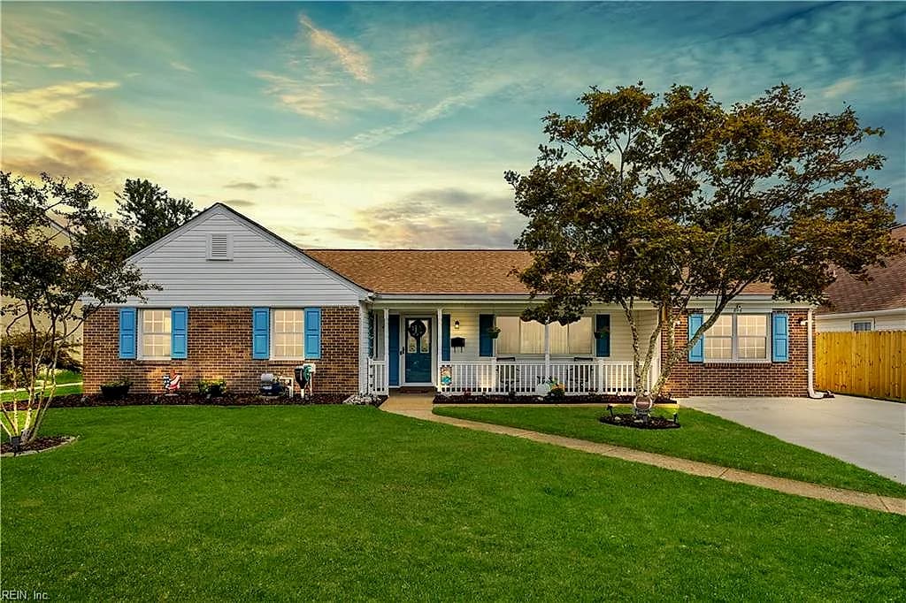 616 Whitechapel DR, VIRGINIA BEACH VA 23455 - Main photo