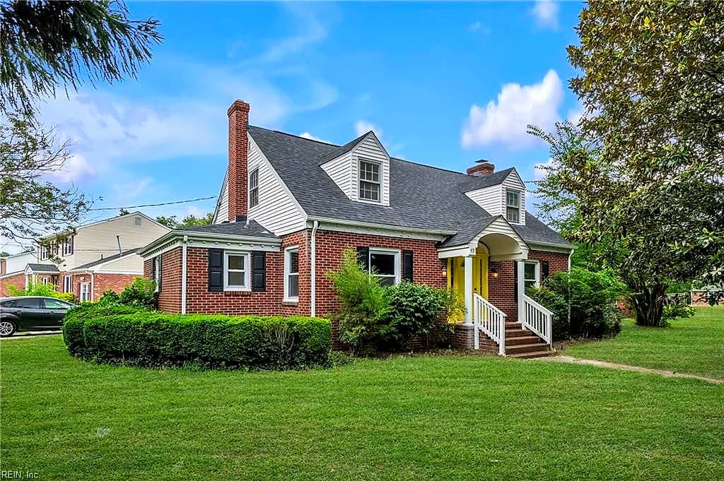 42 Rens RD, POQUOSON VA 23662 - Photo 3