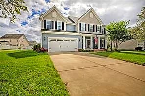 223 Oak Hill LN, SMITHFIELD VA 23430 - Photo 3