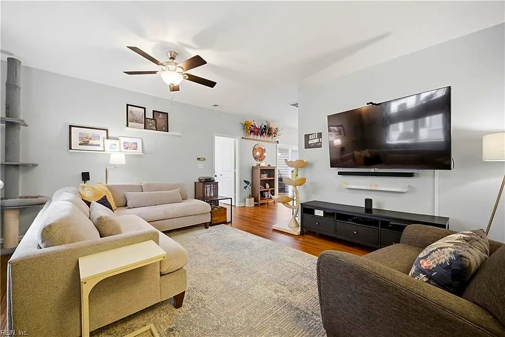 1415 Rollesby WAY, CHESAPEAKE VA 23320 - Photo 4