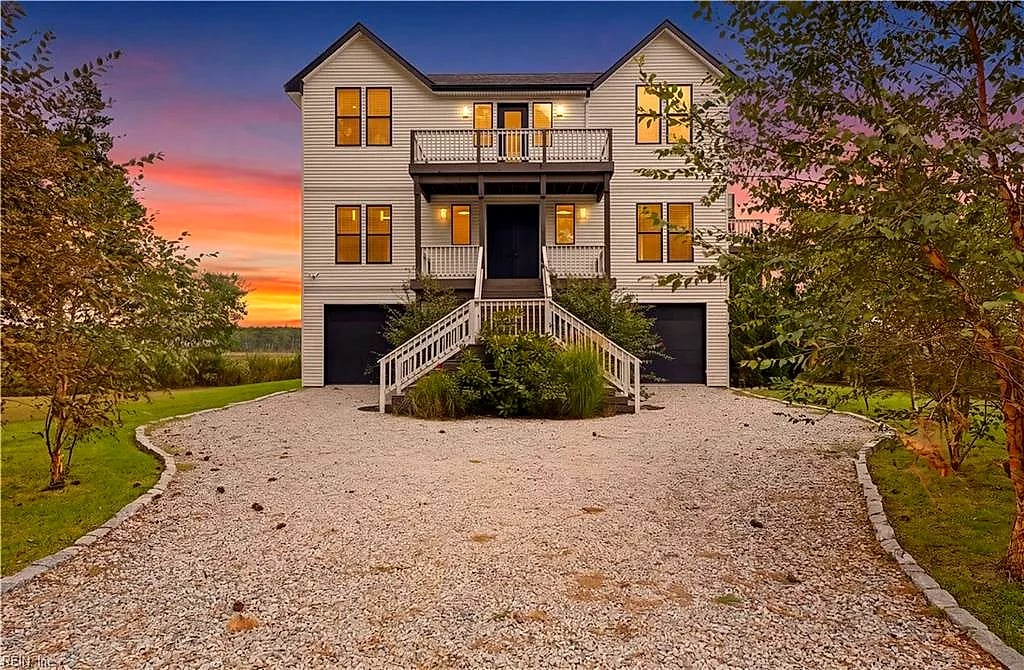 100 N Lawson RD, POQUOSON VA 23662