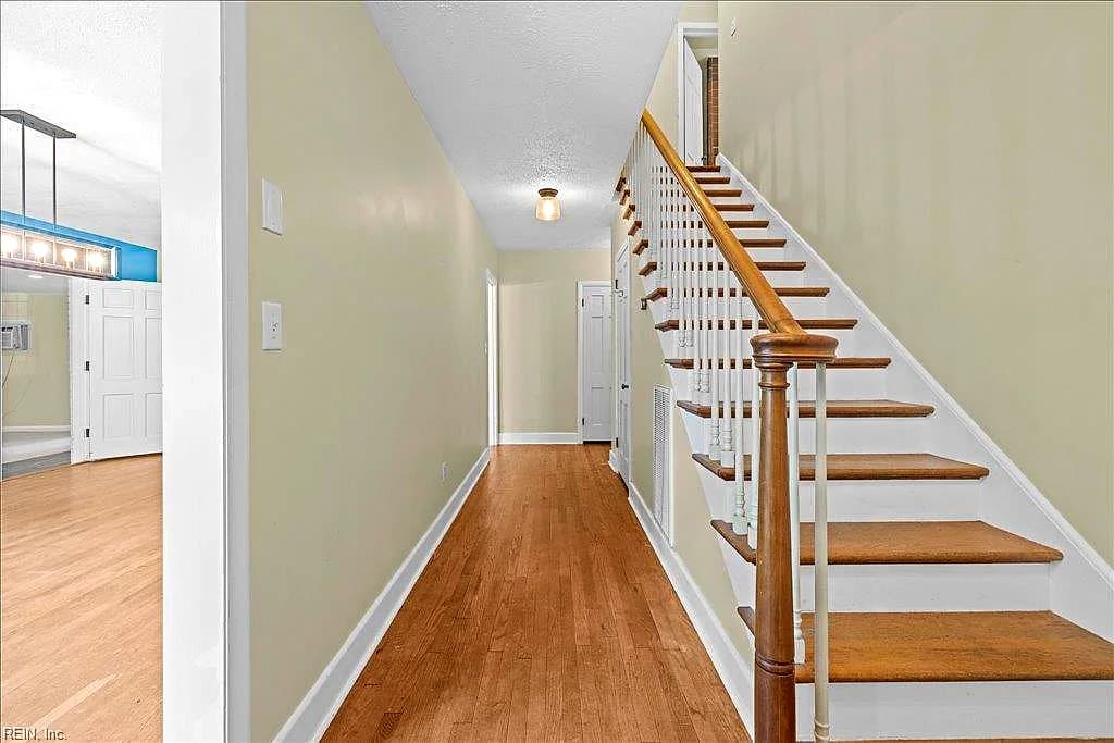 4104 Thalia DR, VIRGINIA BEACH VA 23452 - Photo 5