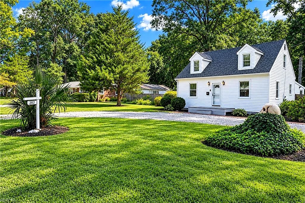 282 Eastwood Dr DR, NEWPORT NEWS VA 23602