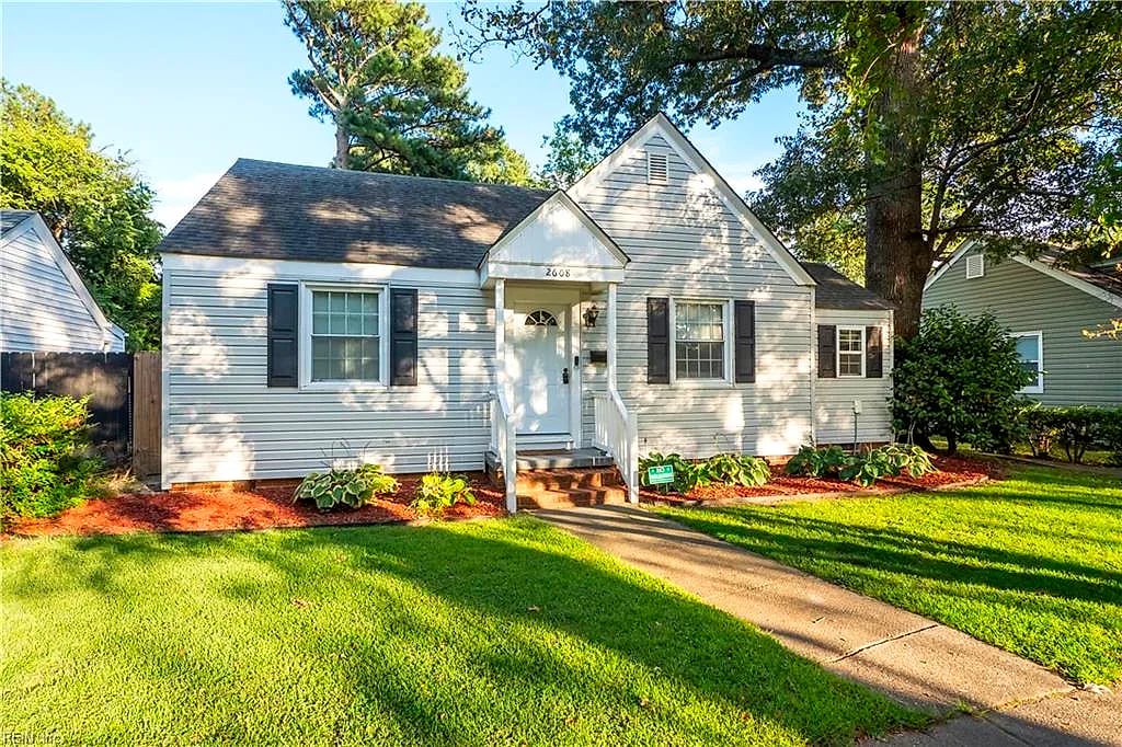2608 Bapaume AVE, NORFOLK VA 23509