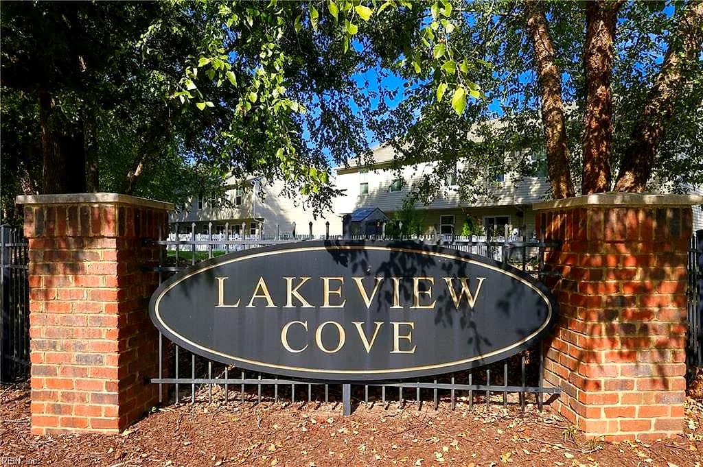 1202 Lakeview CV, SMITHFIELD VA 23430 - Photo 3