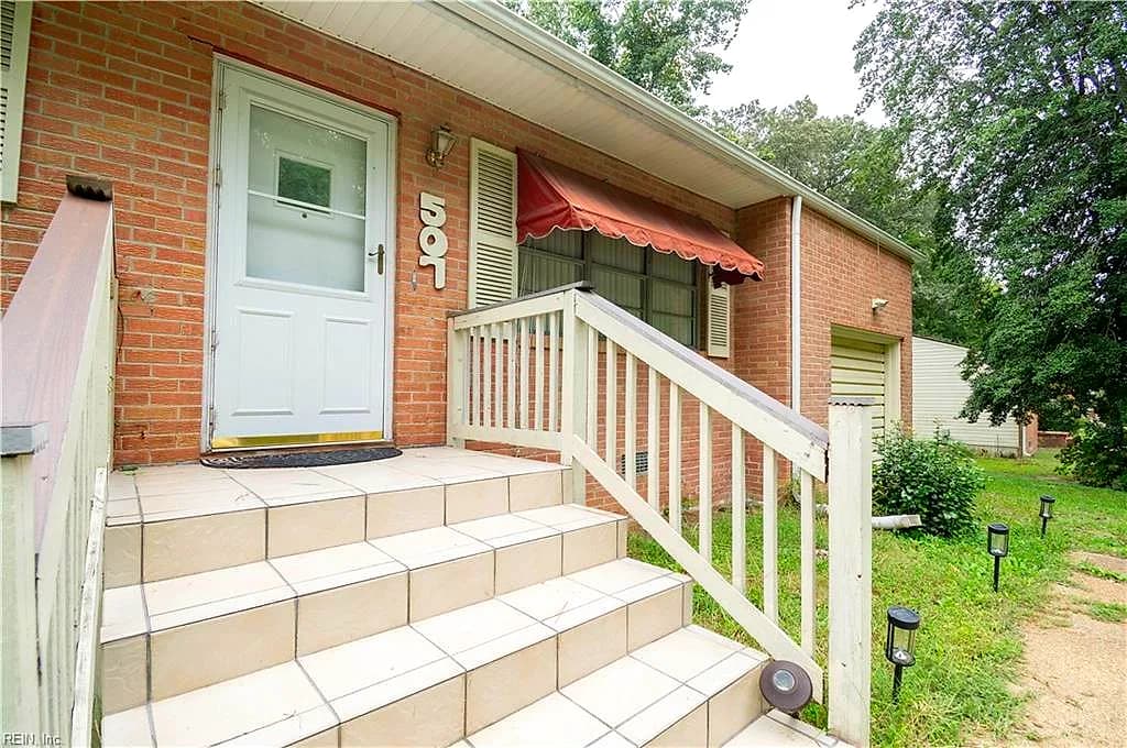 507 Goosley RD, YORKTOWN VA 23690 - Photo 3