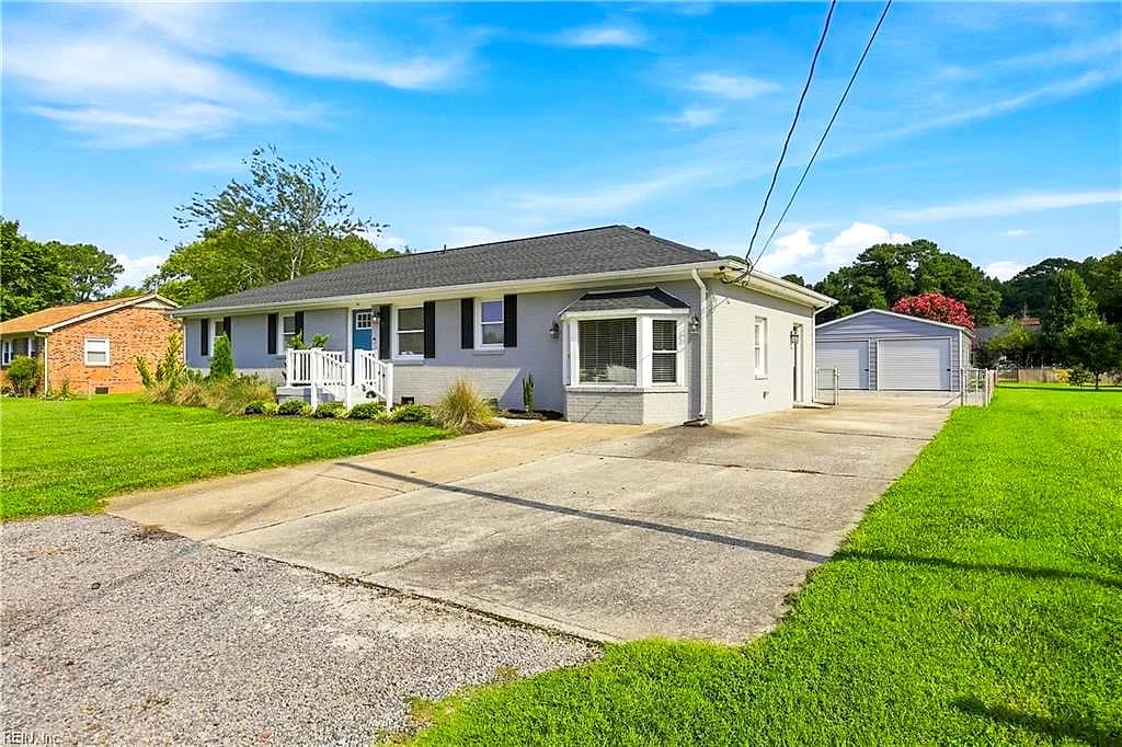 46 Holland LN, WINDSOR VA 23487 - Photo 4