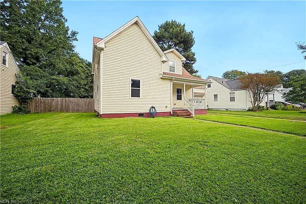 4852 Robin Hood RD, NORFOLK VA 23513 - Photo 3