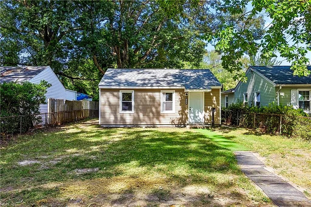 1949 Long Green LN, HAMPTON VA 23663 - Photo 3