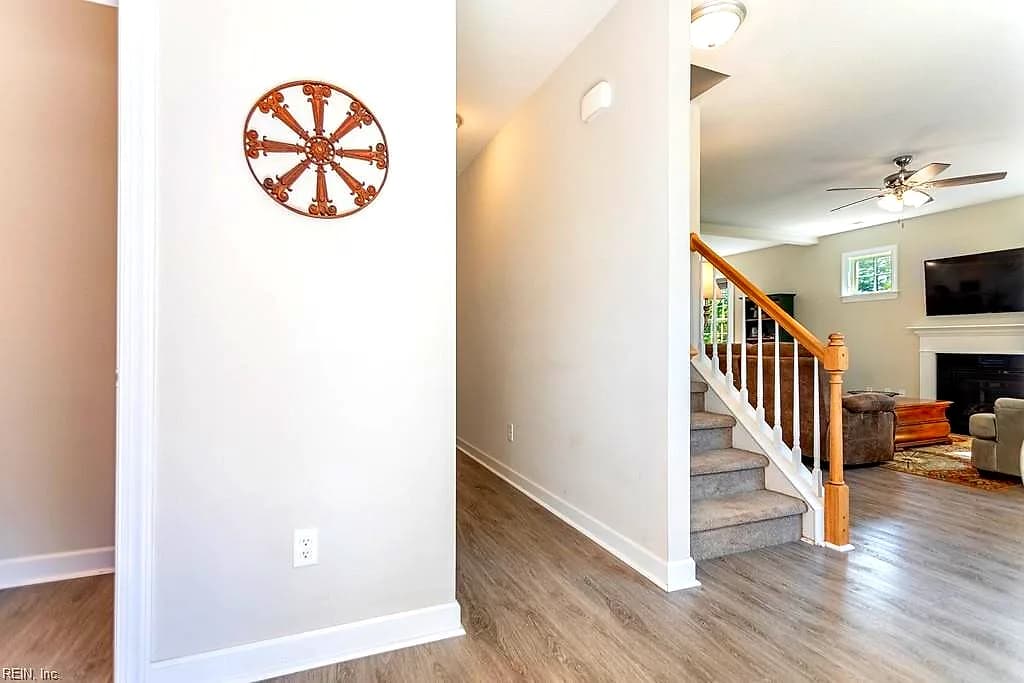 605 Wildey RD, SEAFORD VA 23696 - Photo 5