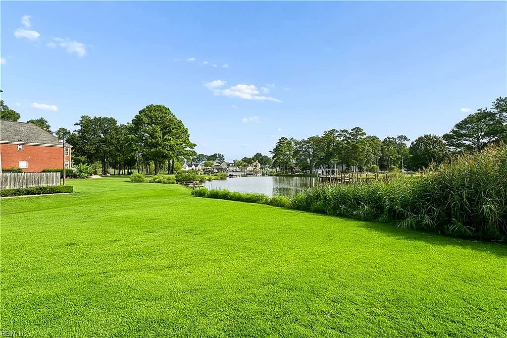 719 Poquoson AVE, POQUOSON VA 23662 - Photo 5