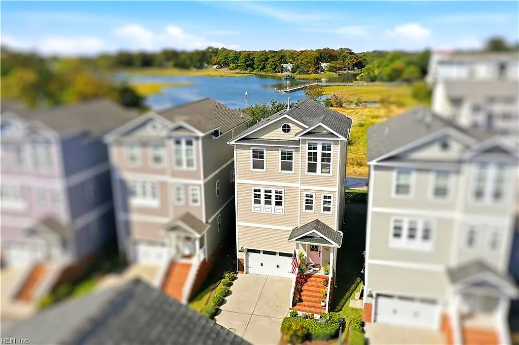 9518 3rd Bay St ST #113, NORFOLK VA 23518