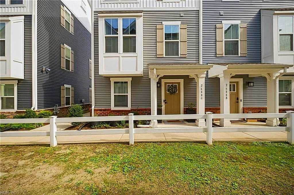 2688 Azalea Garden RD #C, NORFOLK VA 23515