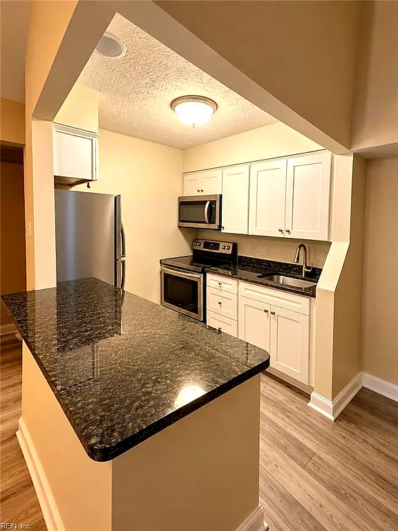 144 Wells CT #2, HAMPTON VA 23666