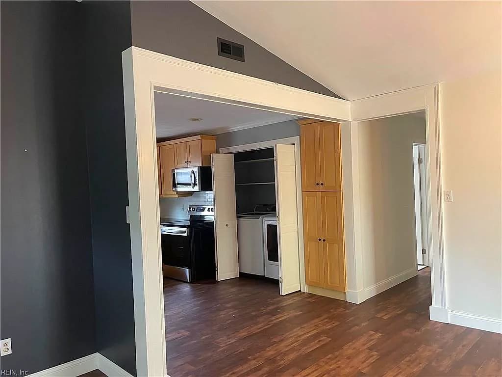 3648 Coleridge CT, VIRGINIA BEACH VA 23462 - Photo 4